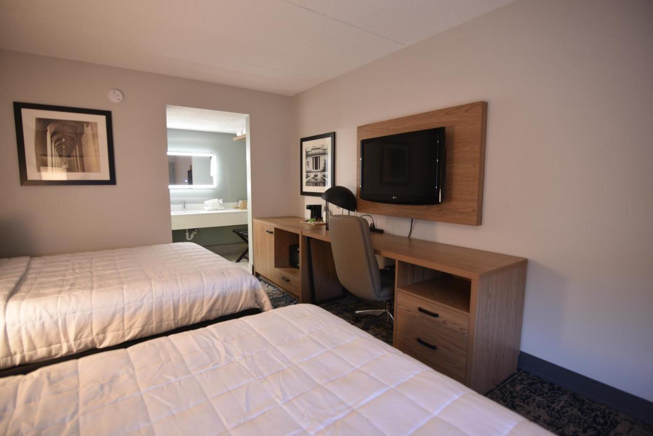 Baymont By Wyndham Pine Grove I-81 Hotel Exterior photo